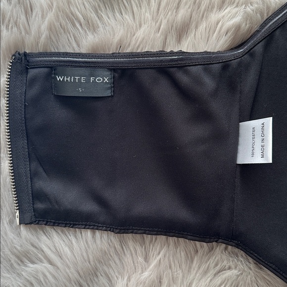 White Fox Black Corset Top - Picture 4 of 4